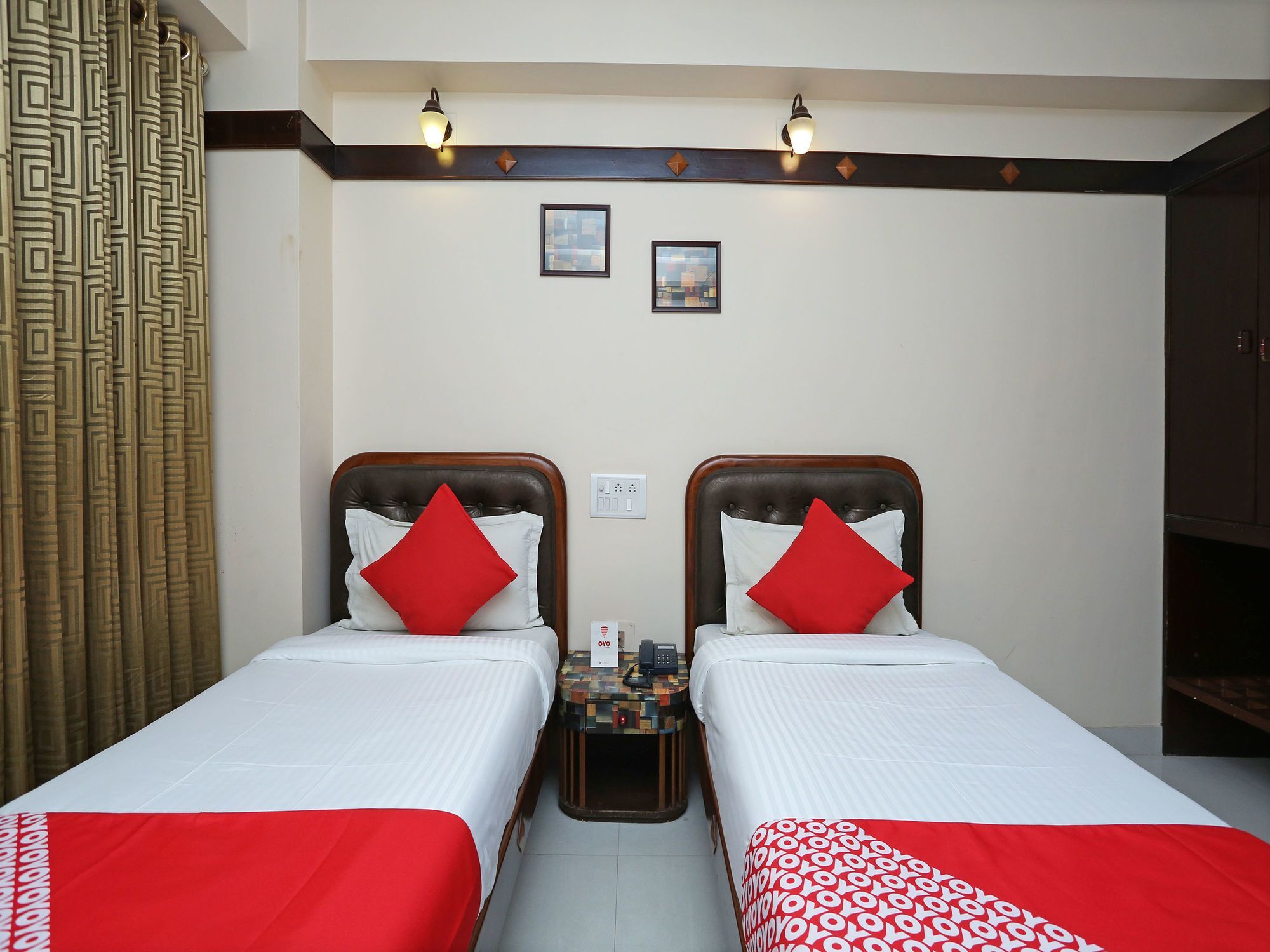 Hotel Amrit Regency Guwahati Bagian luar foto