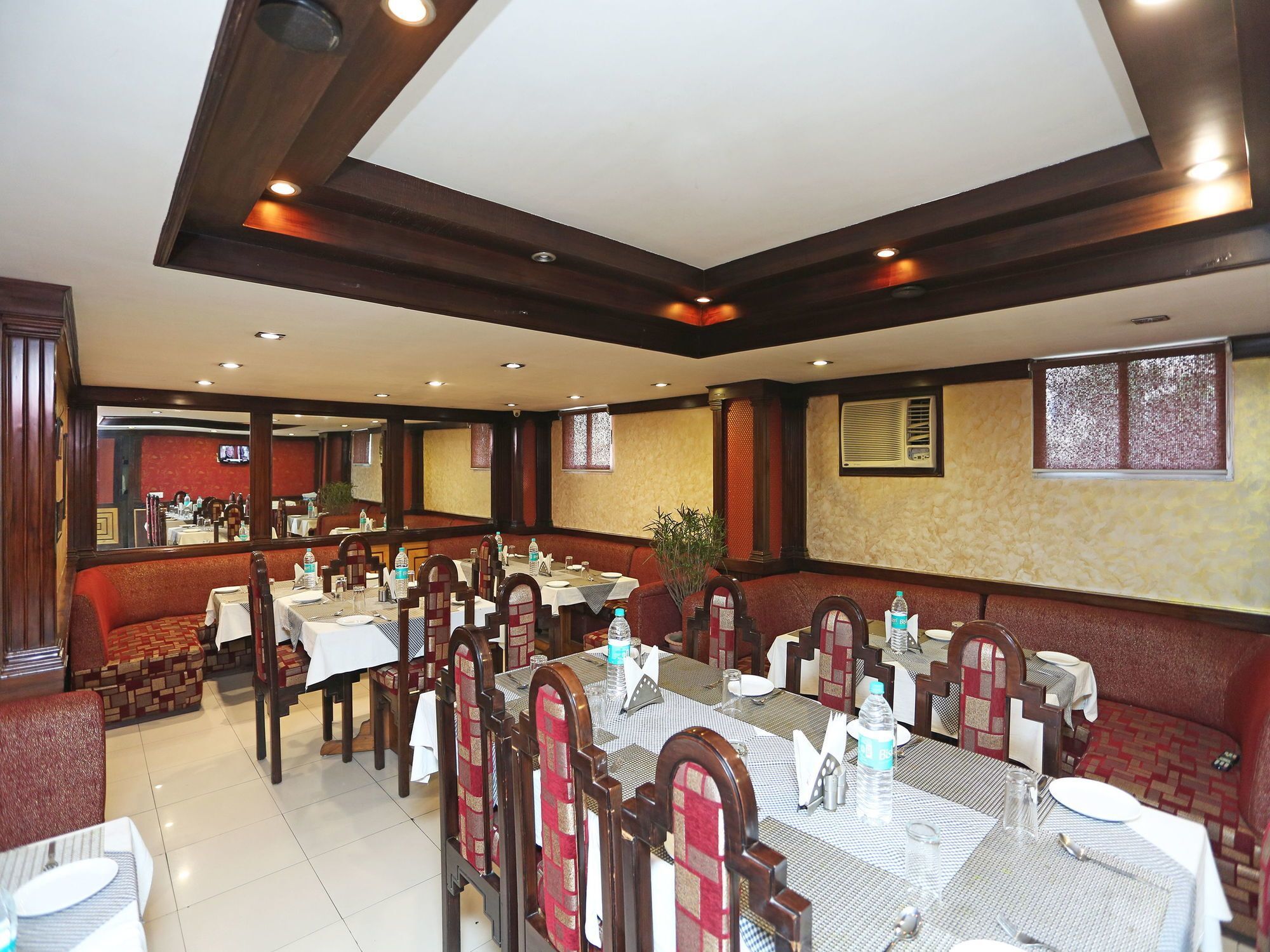 Hotel Amrit Regency Guwahati Bagian luar foto