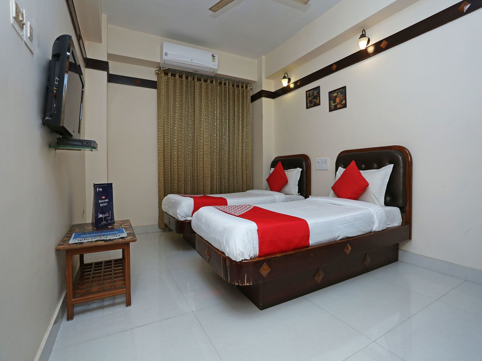 Hotel Amrit Regency Guwahati Bagian luar foto