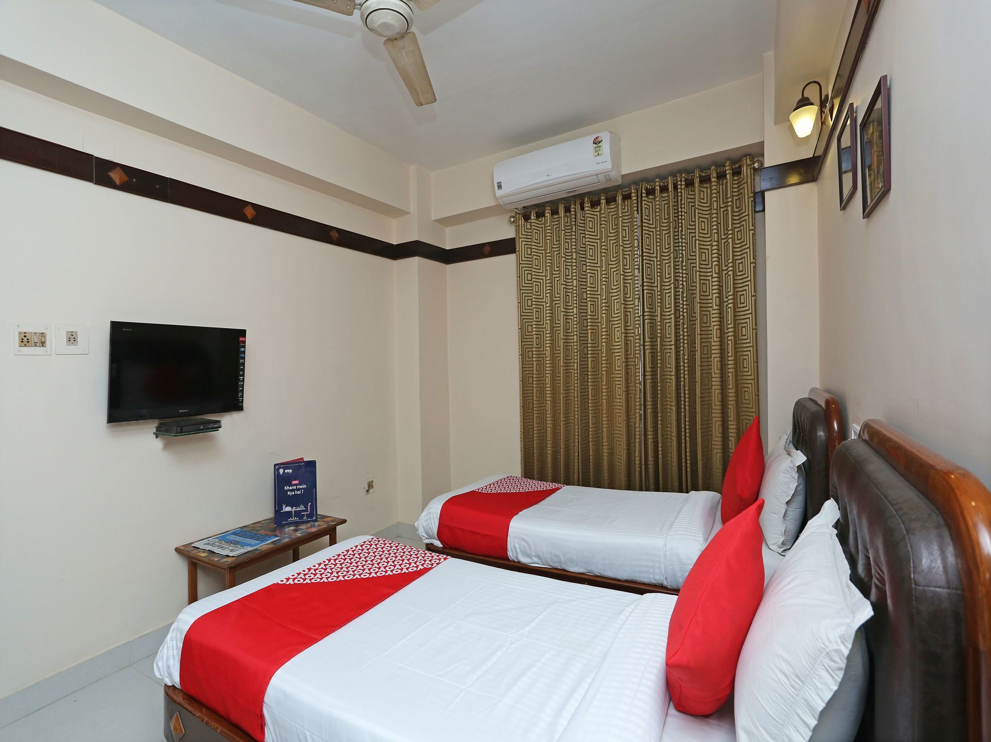 Hotel Amrit Regency Guwahati Bagian luar foto